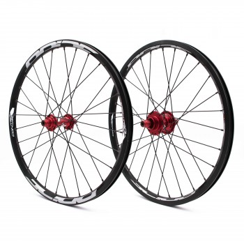 PAIRE DE ROUES PRIDE CONTROL EXP 28H - RED