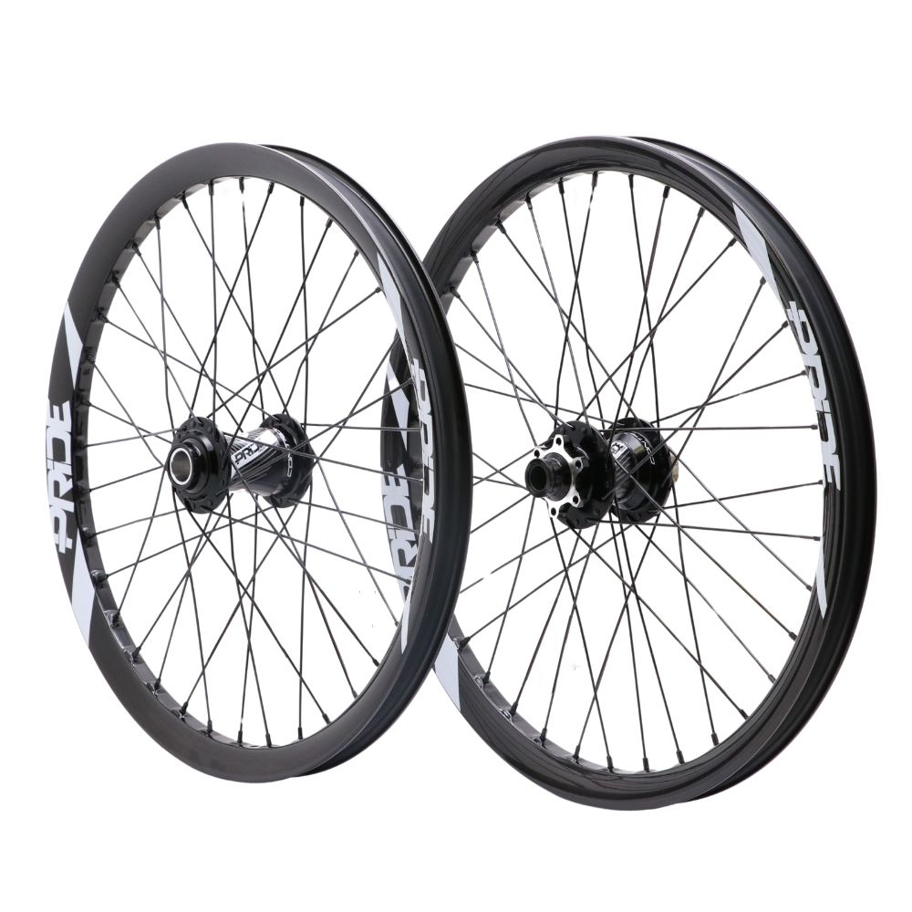 Roues 20" (406) Pride Wave Gloss White / Pride Control 15mm - Black