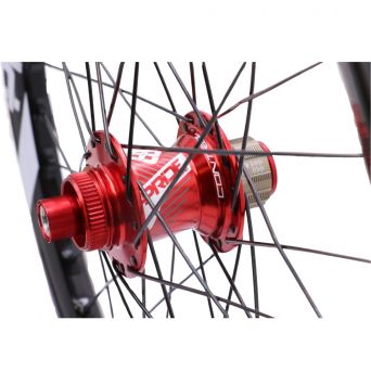 Pride Wave Ud Gloss White / Pride Control 36H Wheelset - Red