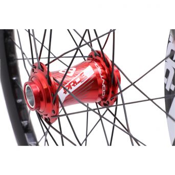 Pride Wave Ud Gloss White / Pride Control 36H Wheelset - Red