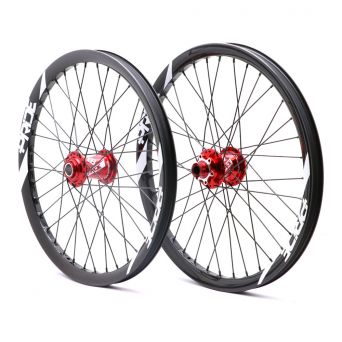 Roues 20" (406) Pride Wave Gloss White / Pride Control 15mm - Red