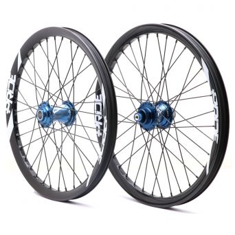 Pride Wave Ud Gloss White / Pride Control 36H Wheelset - Blue