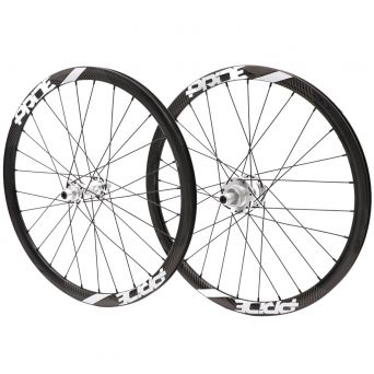 Pride Gravity Exp SL Aero Ud Gloss / Control 28H Polished Hubs - Wheelset