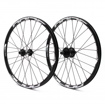 PAIRE DE ROUES PRIDE CONTROL EXP DISC 28H - BLACK