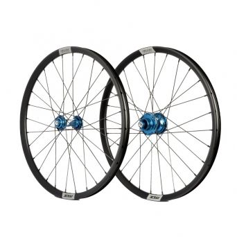 Roues 20" (451) Pride Control V1 Blue 10mm - Helium M21