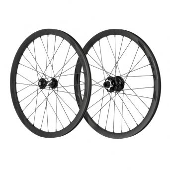 Wheels 20" (451) Pride Wave Matt Black / Control V2 10-15mm Black